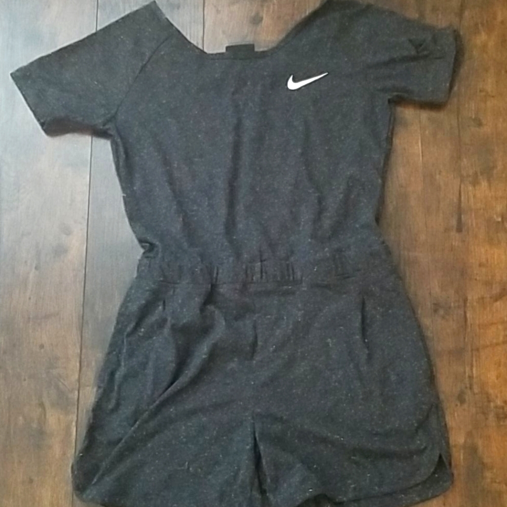 Girls Nike Romper size large